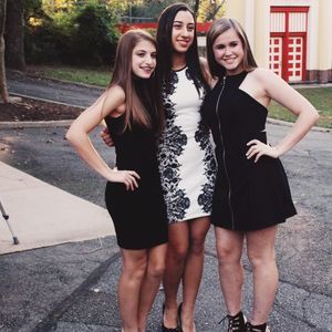 Meet your Posher, Emily